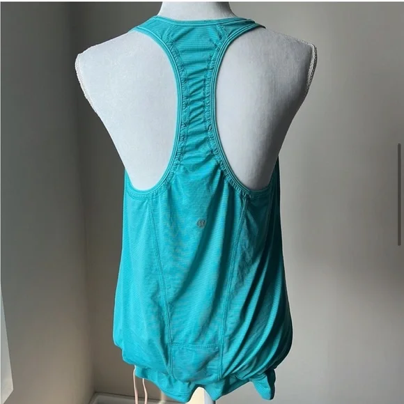 Lululemon I just wanna run tank- Blue Lagoon- size 12 - Picture 5 of 9
